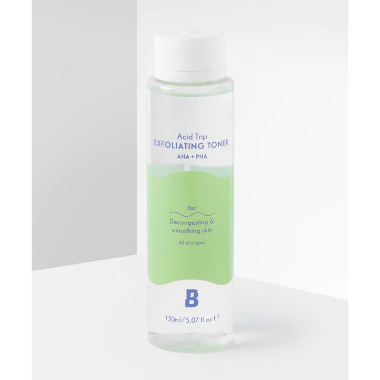 The best oily dehydrated skincare, according to a dermatologist